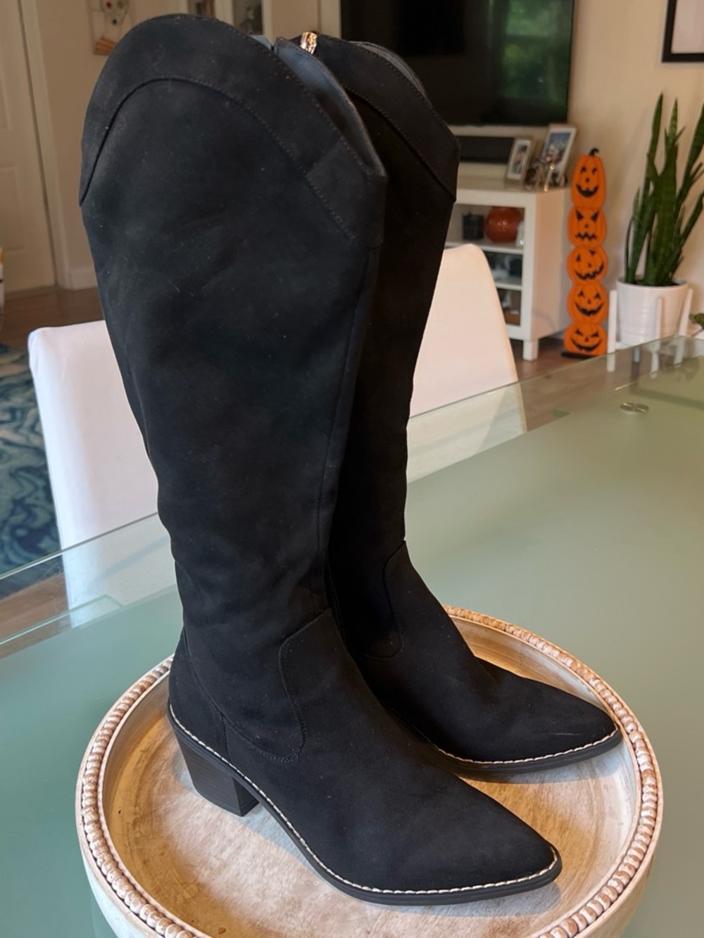 Dream Pairs Black Cowboy Suede Boots with Block Heel